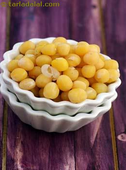 parboiled safed vatana