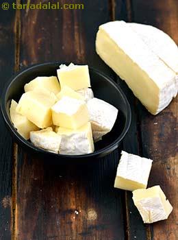 brie cheese cubes