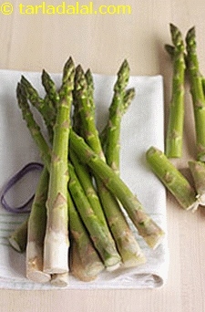 blanched asparagus