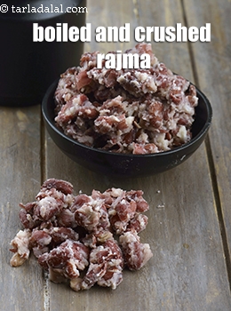 boiled and crushed rajma