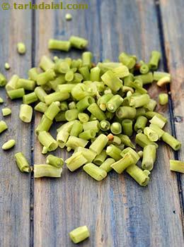 chopped and boiled long beans