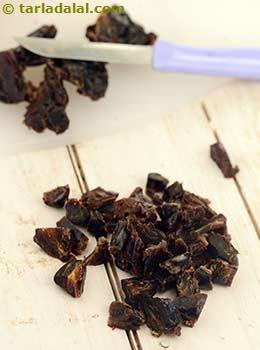 chopped black seedless dates