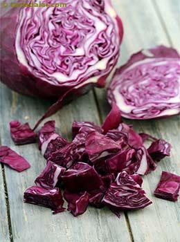 red cabbage cubes