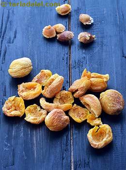 deseeded dried apricots