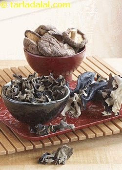 dried mushrooms