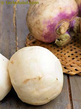 peeled turnip