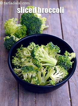 sliced broccoli