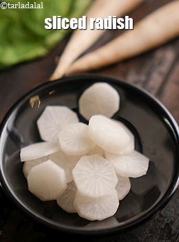 sliced radish