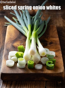 sliced spring onion whites