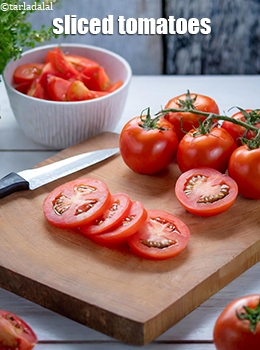 sliced tomatoes
