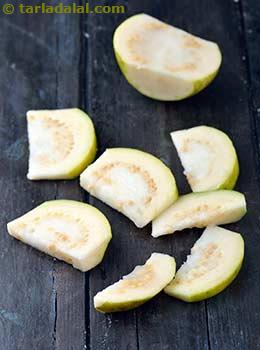 sliced guava