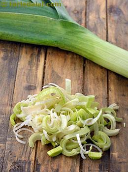 sliced leek