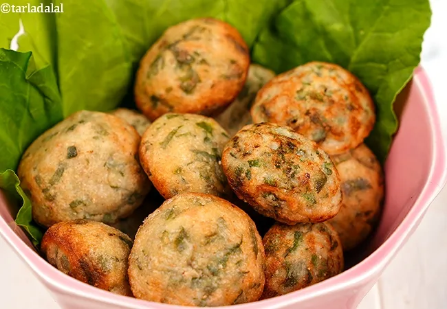 jowar palak appe recipe | instant jowar appe | healthy palak appe |