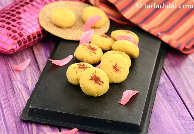 kesar peda recipe | instant kesar peda | quick and easy peda recipe | kesar mawa peda