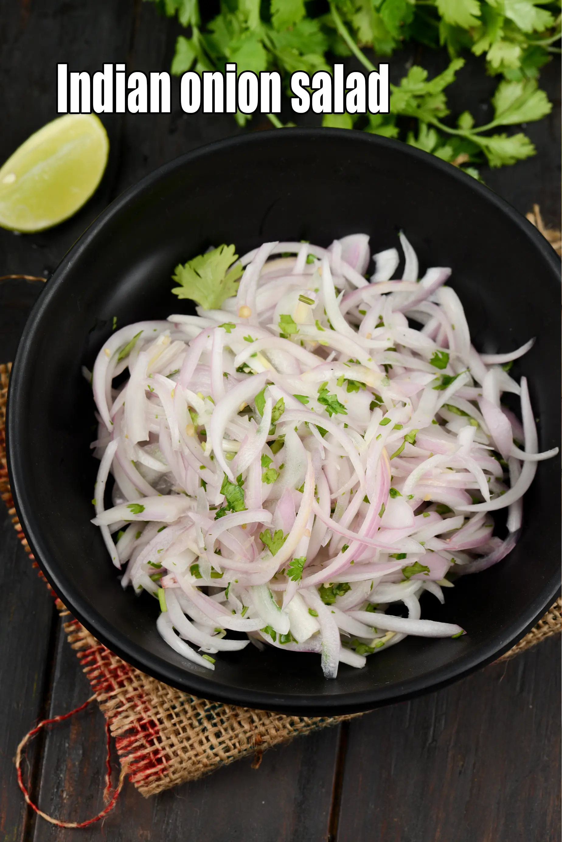 કાંદા નું સલાડ રેસીપી | કાચા કાંદા નું સલાડ | સલાડ બનાવવાની રેસીપી | કાંદા નું સલાડ હૃદય માટે ફાયદાકારક |
