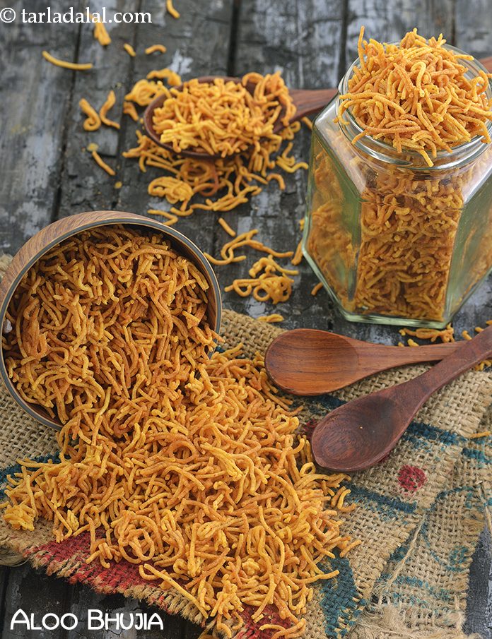 Aloo Bhujia, Potato Sev, Jar Snack recipe