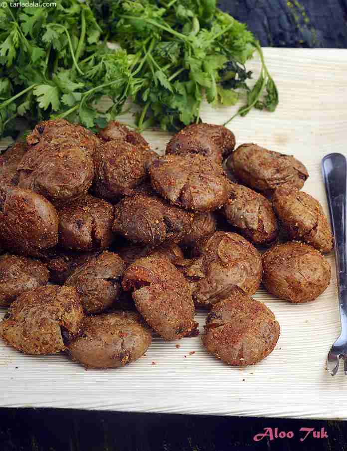 आलू टुक रेसिपी, Aloo Tuk, Sindhi Aloo Tuk Recipe In Hindi 