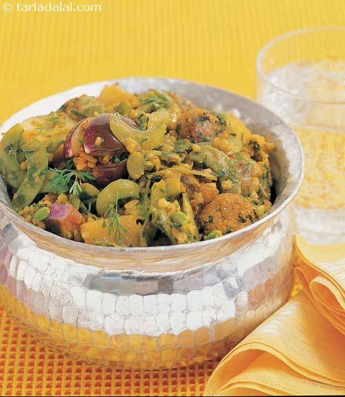 Baked Oondhiya recipe, Vegetarian Recipes