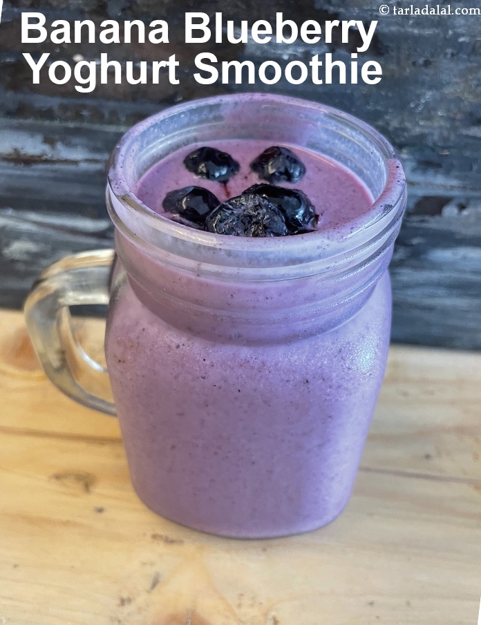 banana blueberry yoghurt smoothie recipe | healthy blueberry banana Indian smoothie | blueberry Greek yoghurt smoothie with peanut butter |