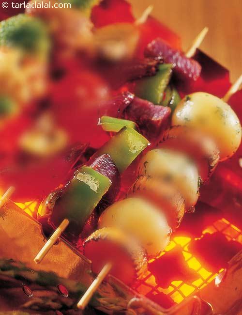 Basil Grilled Tomatoes and Onions