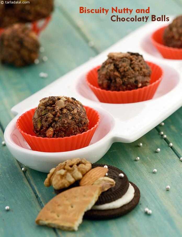 बिस्कुटी, नटी एण्ड चॉकलेटी बॉल्स् रेसिपी, Biscuity, Nutty and Chocolaty Balls Recipe In Hindi