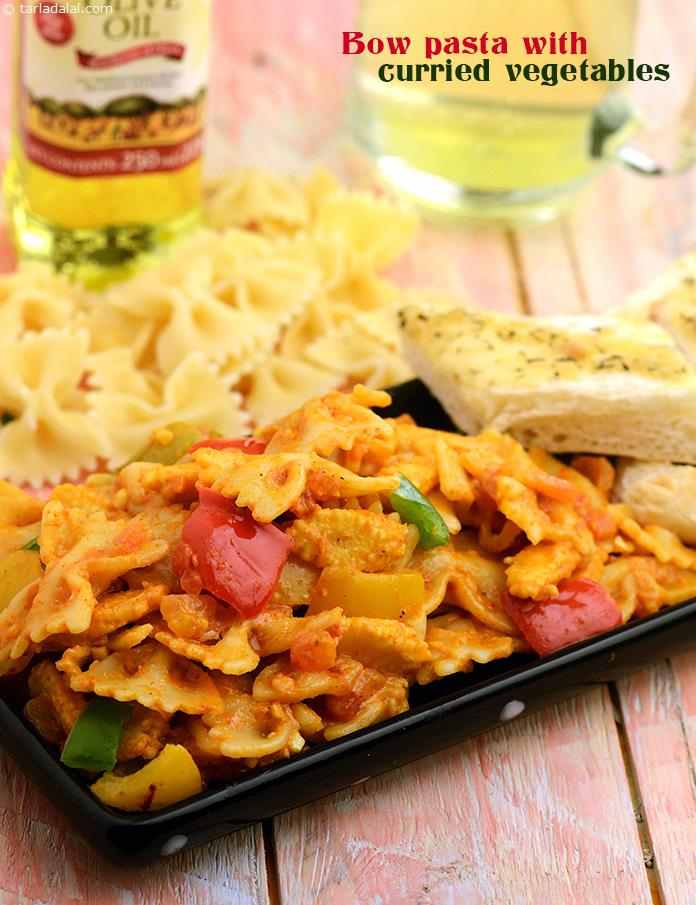 बो पास्ता बिद करीड वेजिटेबल्स् रेसिपी, Bow Pasta with Curried Vegetables Recipe In Hindi