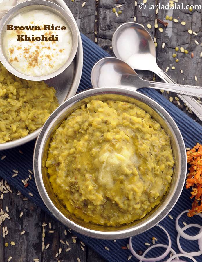 brown rice khichdi recipe | healthy brown rice and moong dal khichadi |