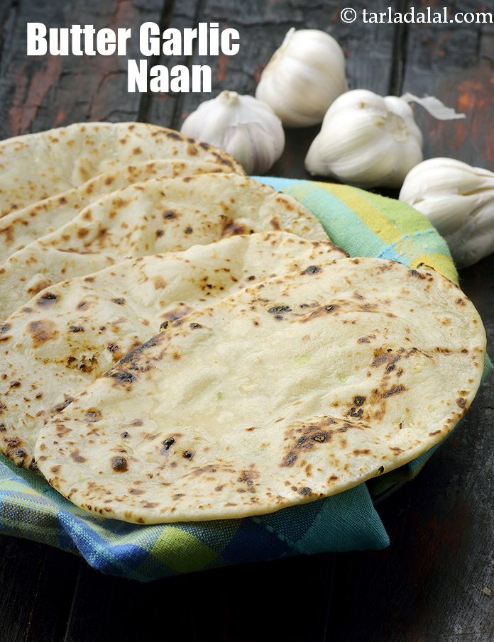 butter garlic naan recipe | tava garlic naan | homemade garlic naan with butter |