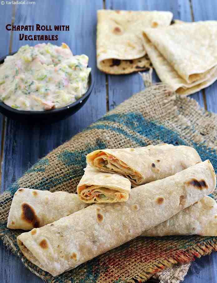 चपाती रोल रेसिपी | वेज चपाती रोल | स्टफ्ड चपाती रोल |  chapati roll with vegetables in hindi | 