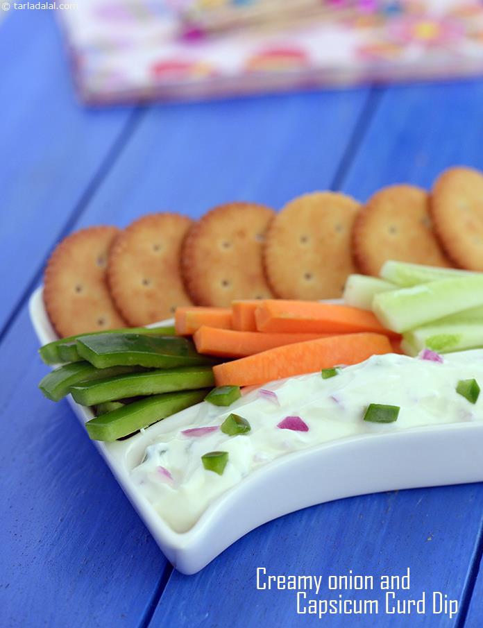 Creamy Onion and Capsicum Curd Dip