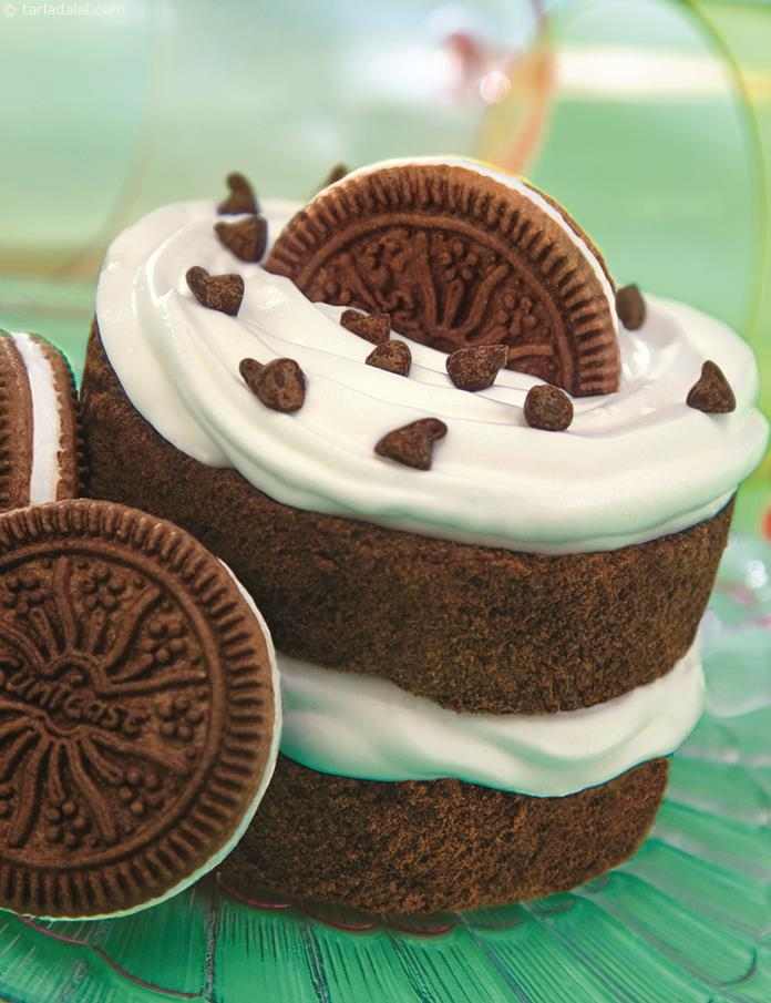 Chocolate and Cream Cake ( Cakes and Pastries Recipe)