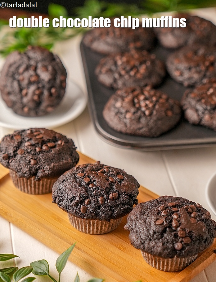 double chocolate chip muffins recipe | chocolate chip muffins using eggs | Indian style double chocolate chip muffin |