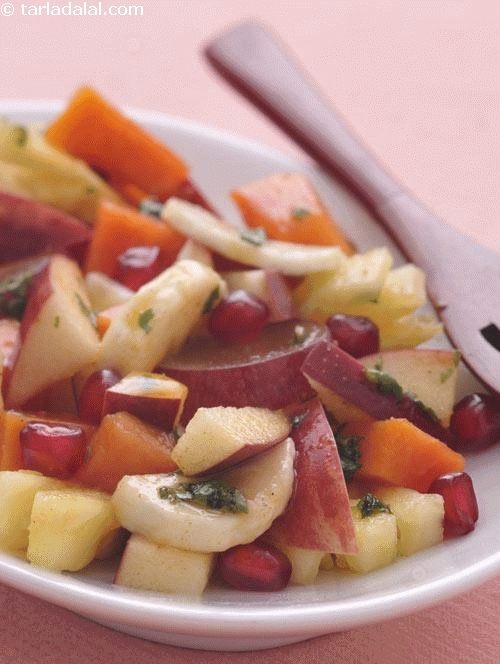 Fruit Chaat (100 Calorie Snacks) recipe