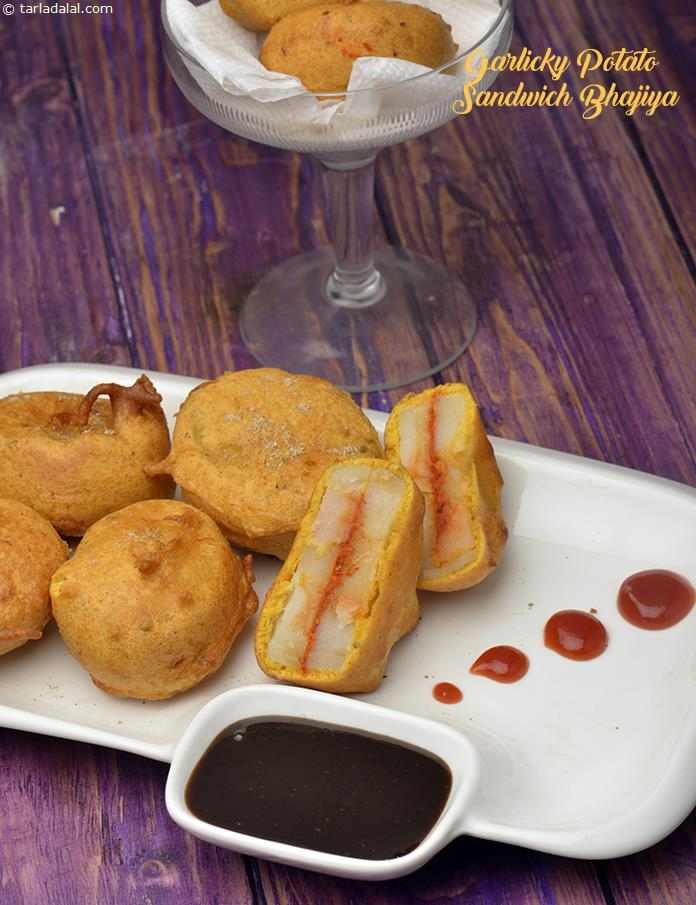 Garlicky Potato Sandwich Bhajiya