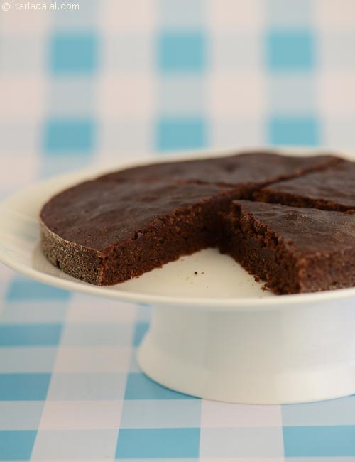 gluten free jowar chocolate sponge cake | gluten free Indian jowar chocolate sponge cake