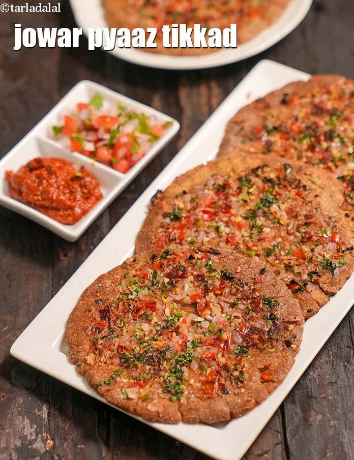 jowar pyaaz tikkad recipe | diabetes and kidney friendly pyaaz tamatar tikkar | gluten free tikkad