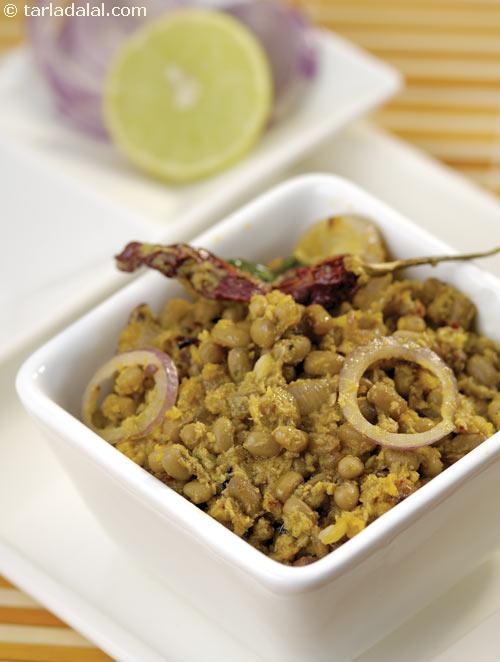 Kadala Curry ( Know Your Dals and Pulses )