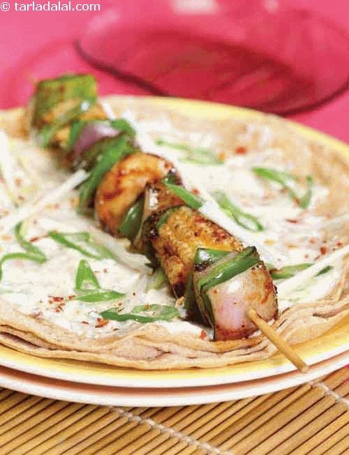 मेक्सिकन कबाब रोल रेसिपी, Mexican Kebab Roll ( Wraps and Rolls) Recipe In Hindi