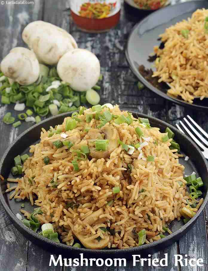 मशरूम फ्राइड राइस रेसिपी | टैंगी मशरूम फ्राइड राइस | mushroom fried rice in hindi | 