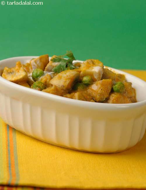 Mushroom Mutter Makhani recipe, Indian Subzi Recipes