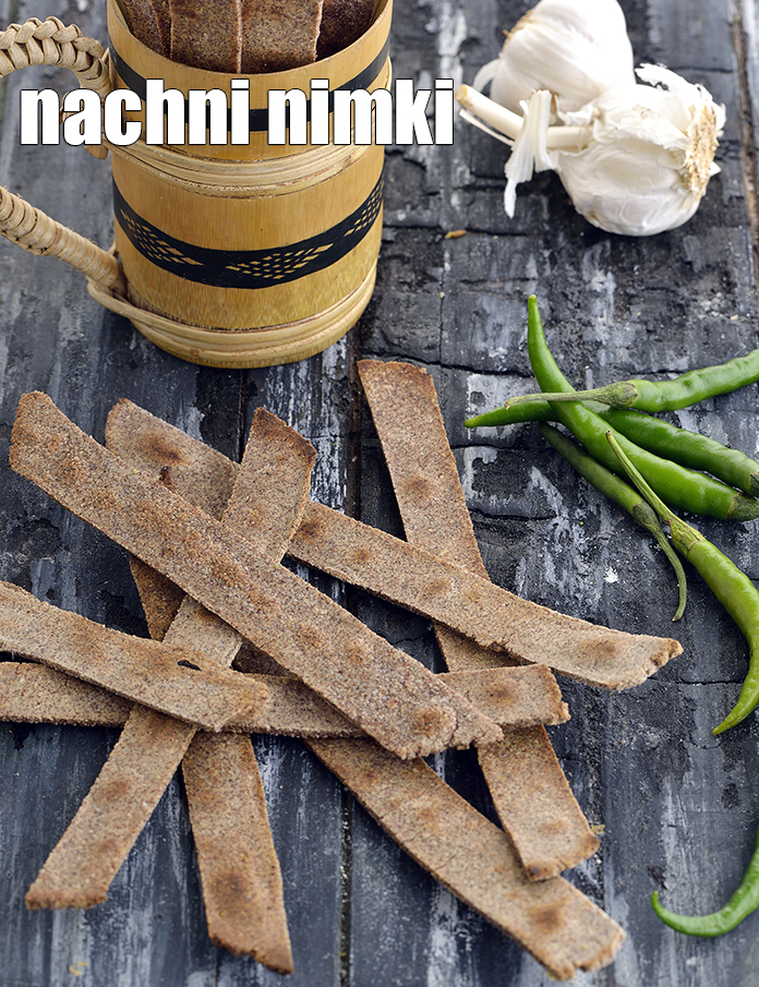 nachni nimki recipe | Indian ragi nimki | healthy Bengali wheat flour and ragi nimki |