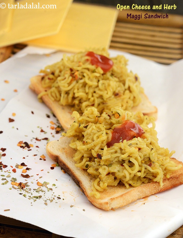 open cheese and herb maggi toast recipe | quick maggi sandwich |