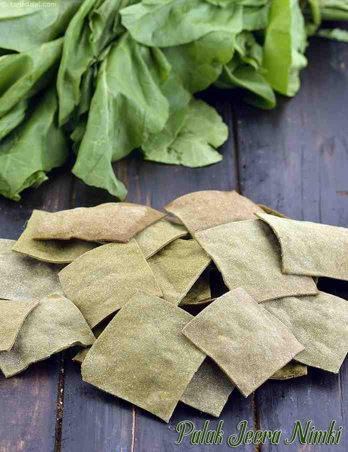 Palak Jeera Nimki recipe