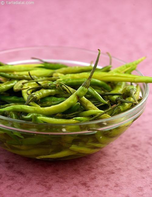 Pickled Jalapenos, Homemade Quick Pickled Jalapenos recipe, Mexican Recipes