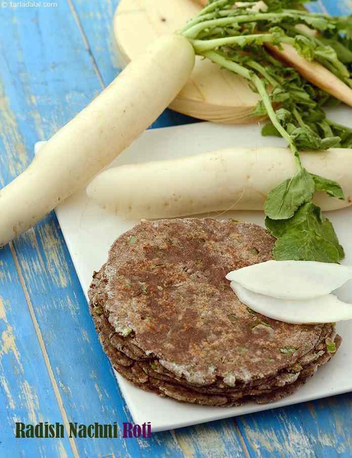 mooli nachni Roti recipe | healthy Radish Nachni Roti recipe |