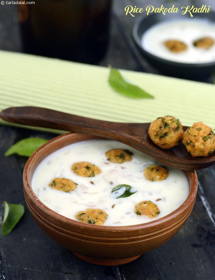 Rice Pakoda Kadhi