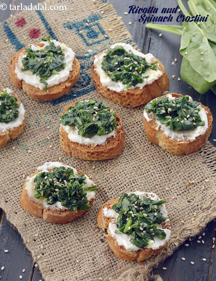 Ricotta and Spinach  Crostini recipe