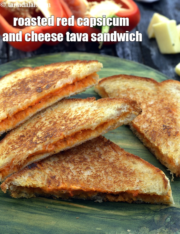 roasted red capsicum and cheese tava sandwich recipe | Indian capsicum cheese toast sandwich |