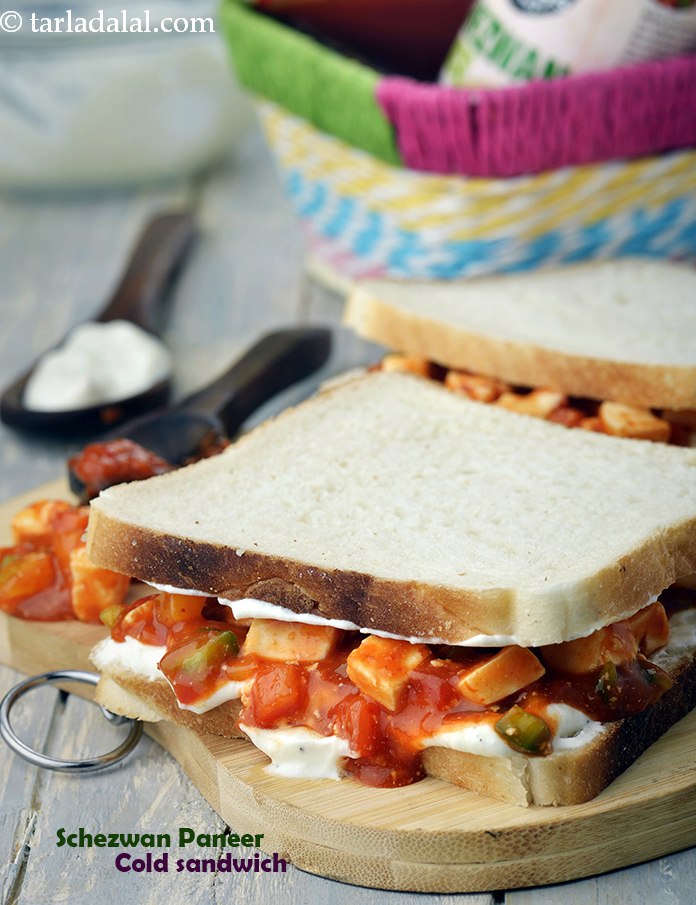 Schezwan Paneer Cold Sandwich