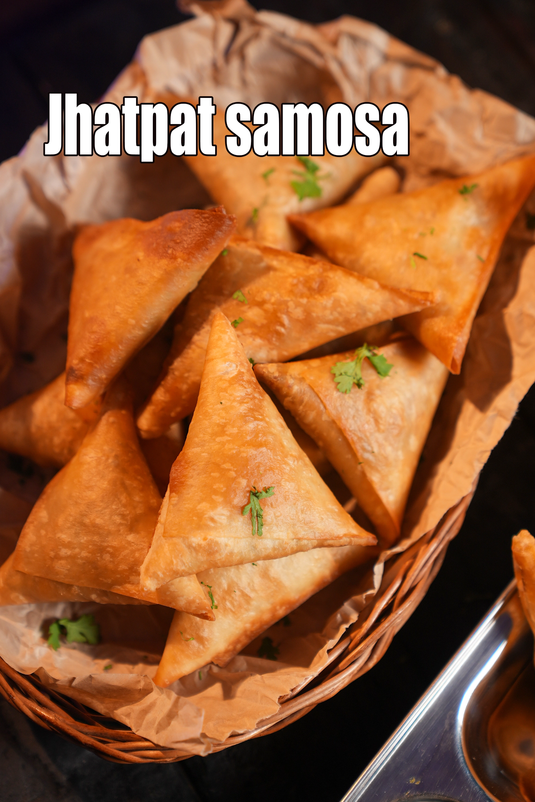 jhatpat samosa recipe | Indian quick veg samosa | paneer and onion samosa | crispy patti samosa |